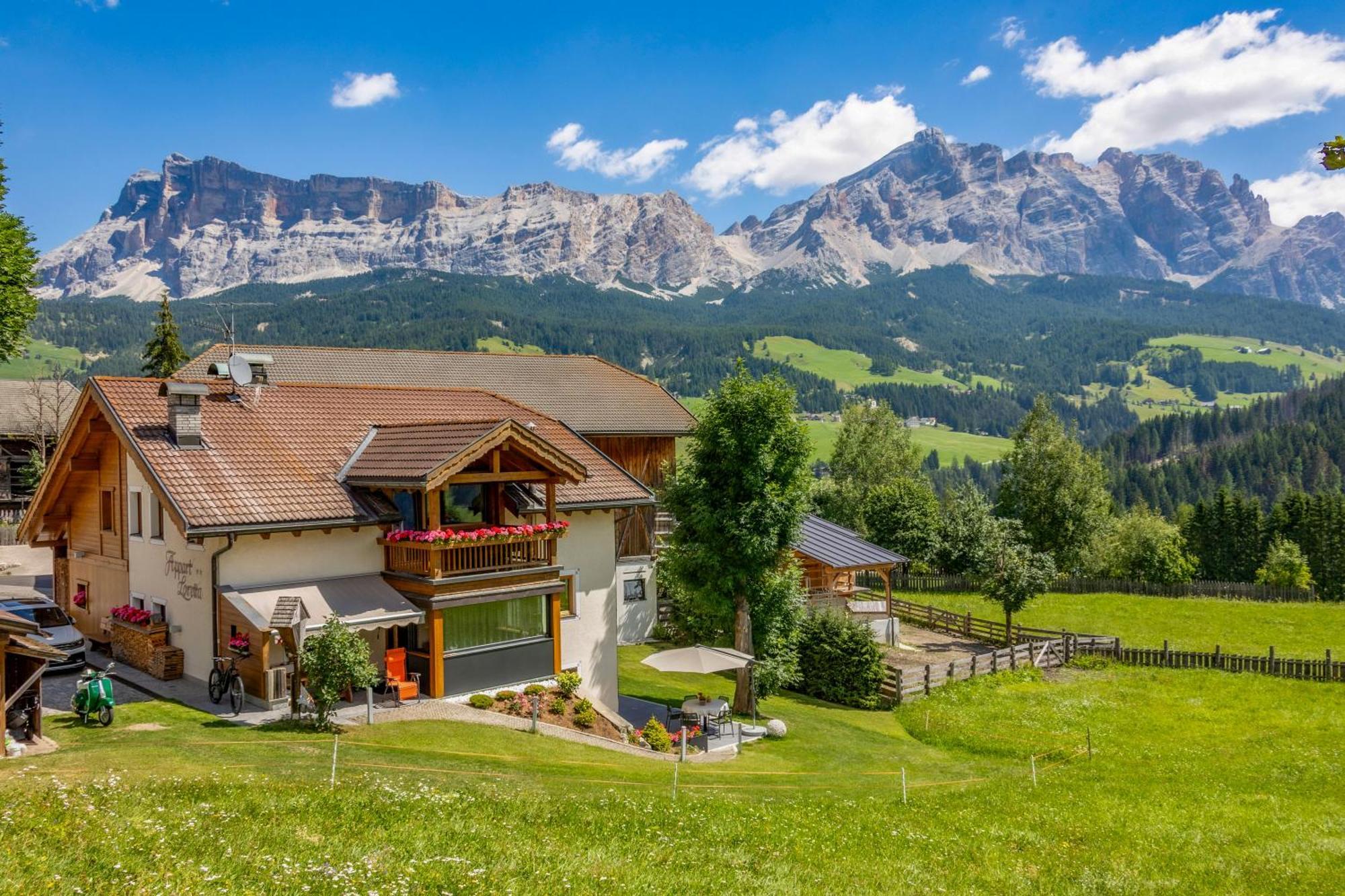 Appartamenti Loretta La Villa  Extérieur photo